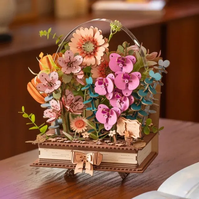 Figured'Art Houten bloeiend boek 3D puzzel 552 stukjes