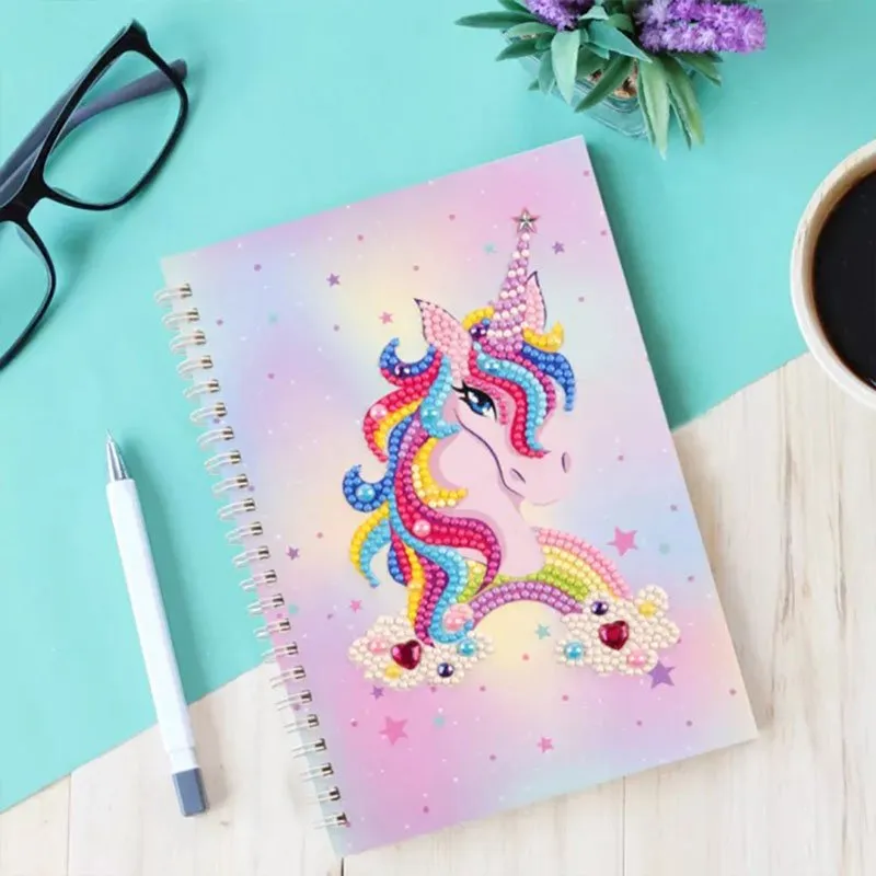 Figured'Art Roze Eenhoorn diamond painting boek A5 60 pagina's