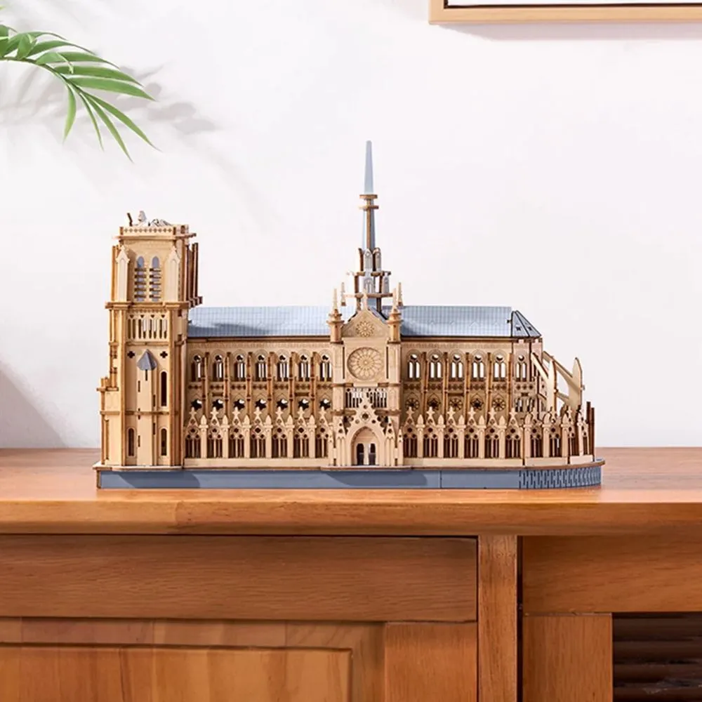 Figured'Art Kathedraal van Parijs 3D puzzel 330 stuks hout