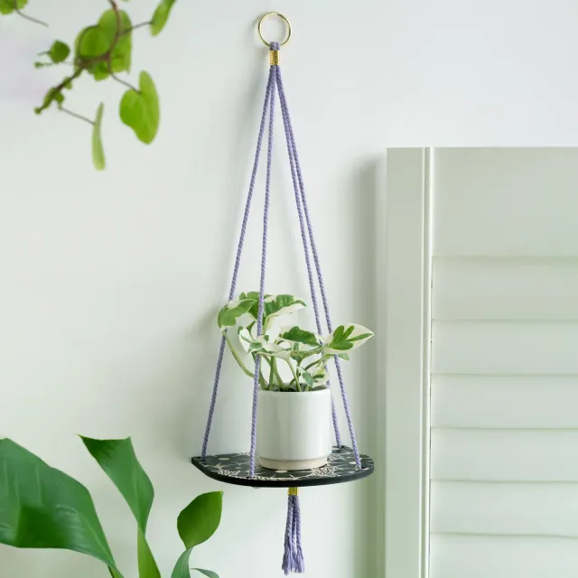 Studio Wald Small Plant Shelf Black Cosmos plantenplankje zwart