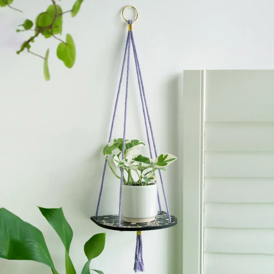 Studio Wald Small Plant Shelf Black Cosmos plantenplankje zwart