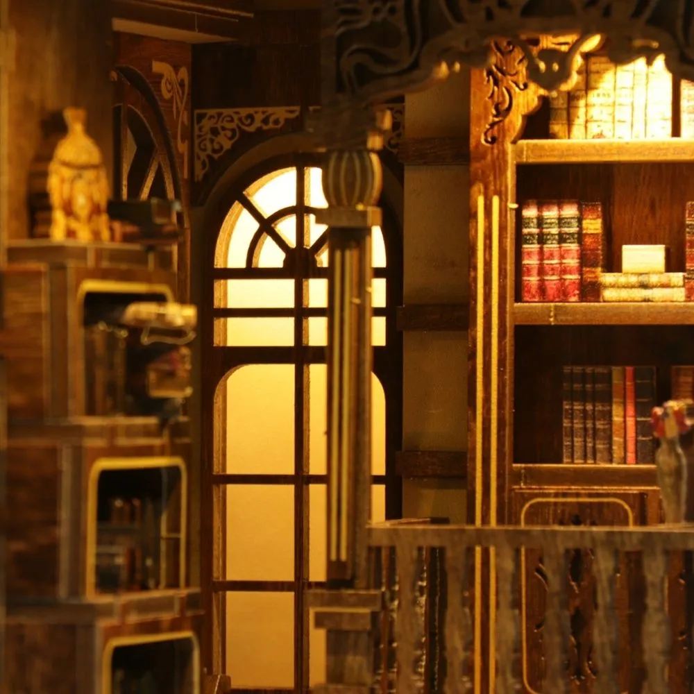 Figured'Art Antieke Bibliotheekkamer book nook 411 stuks miniatuur