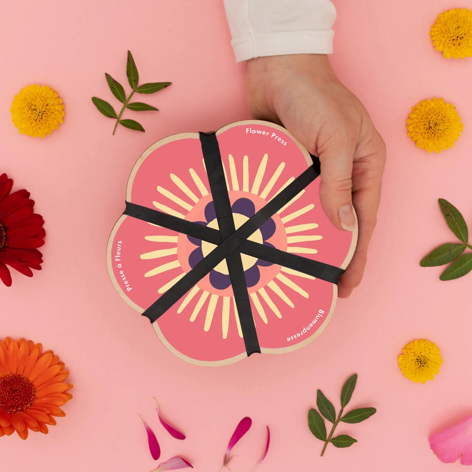 Studio Wald Flower Shaped bloemenpers Pinks 15 cm