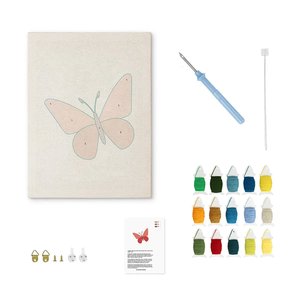 Figured'Art Karmozijnrode Vleugels punch needle pakket met frame 20x30cm