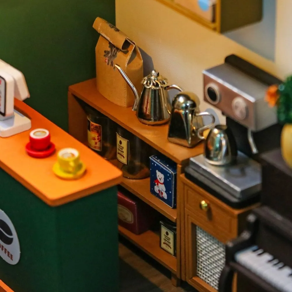 Figured'Art Middagkoffie miniatuurhuisje 22 cm met licht
