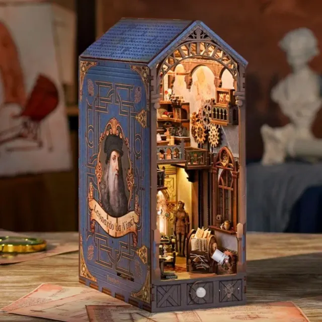 Figured'Art Atelier Leonardo da Vinci book nook met led