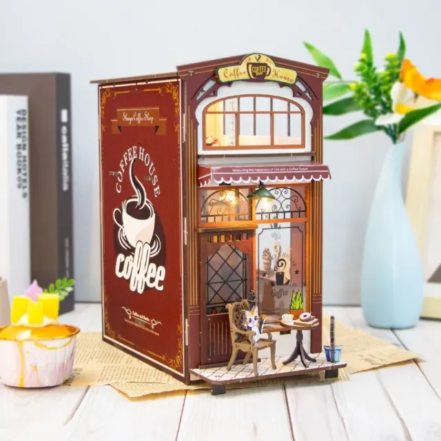 Figured'Art Koffiehuis book nook bouwpakket 24,5x21,5x13 cm