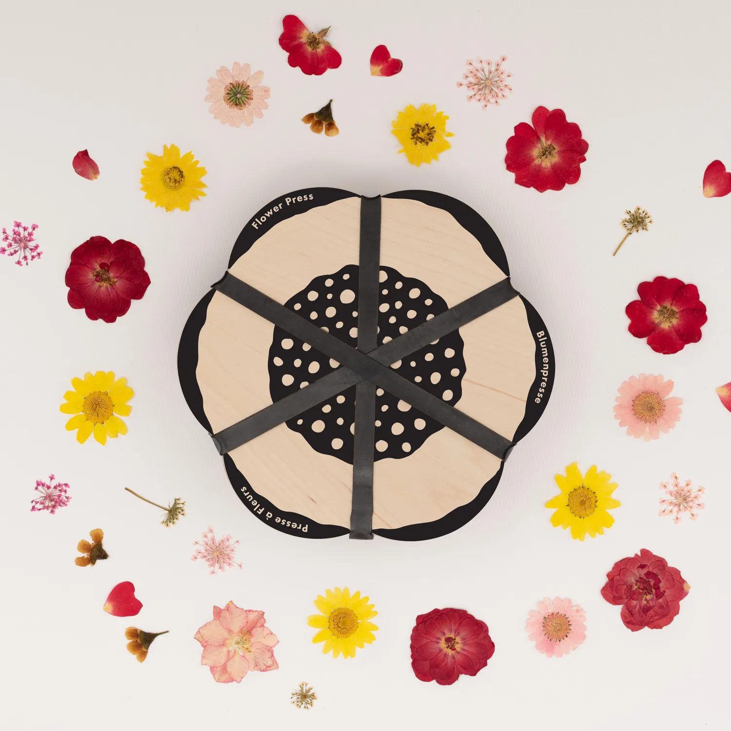 Studio Wald Flower Shaped Press Silhouette Dotted bloemenpers 15 cm