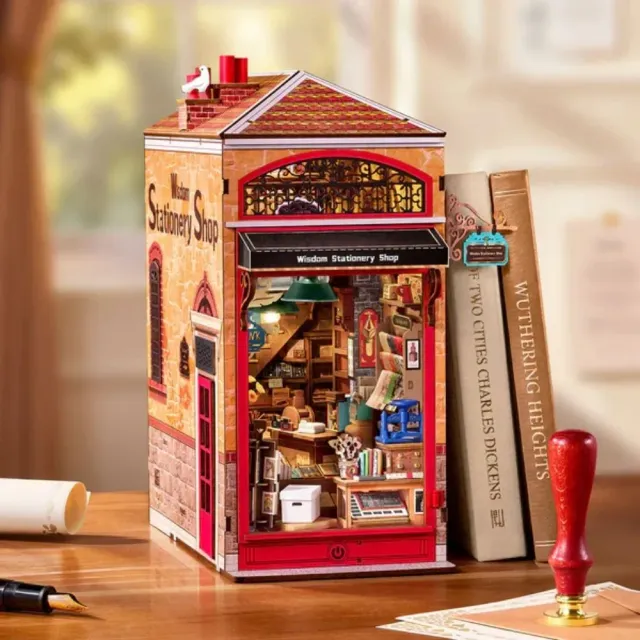 Figured'Art Kantoorboekhandel book nook 472 stuks met led
