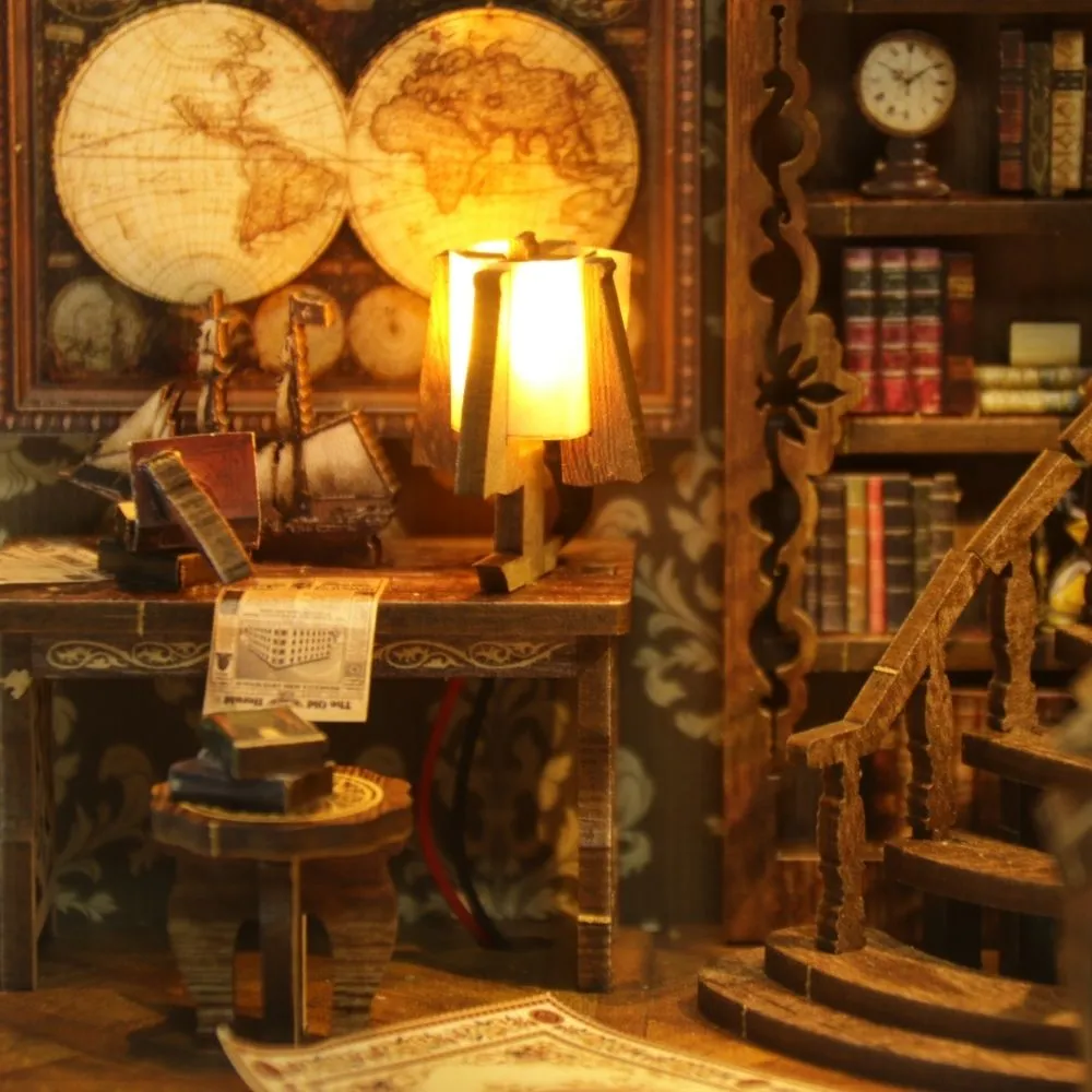 Figured'Art Antieke Bibliotheekkamer book nook 411 stuks miniatuur