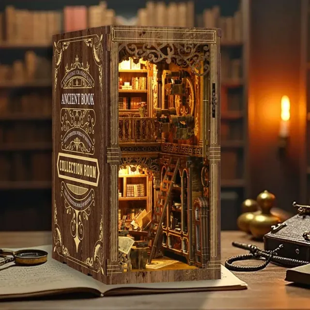 Figured'Art Antieke Bibliotheekkamer book nook 411 stuks miniatuur