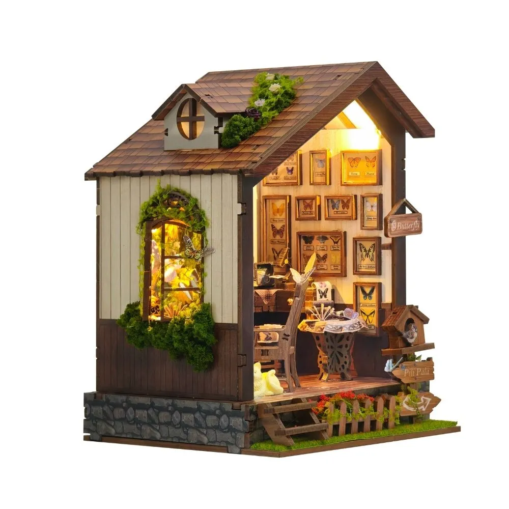 Figured'Art Vlinderhuis book nook kit 150 stukjes met led