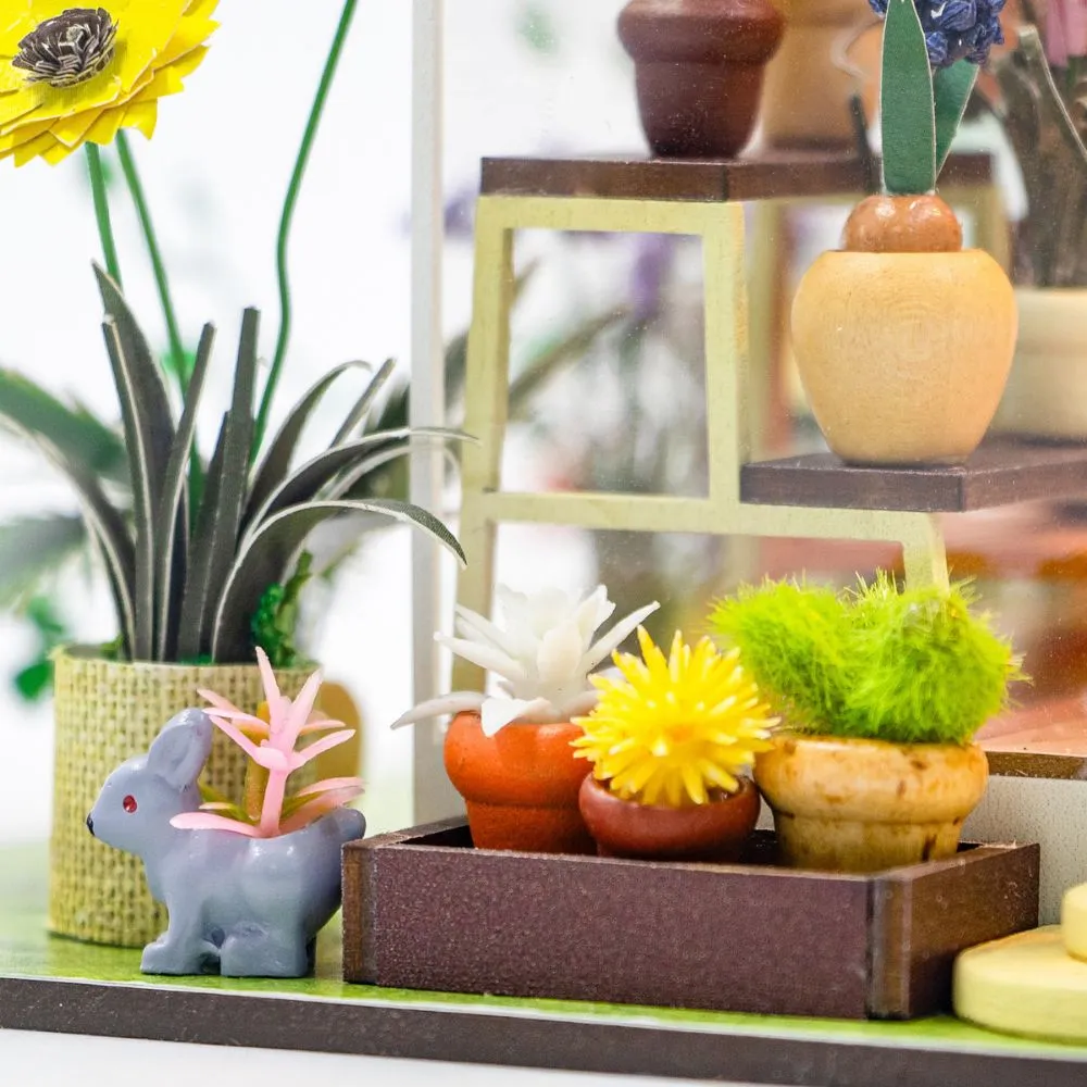 Figured'Art Zonnige Bloem miniatuurhuisje met led