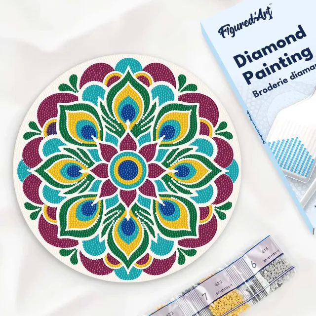 Figured'Art Pauwenmandala diamond painting hout 30 cm