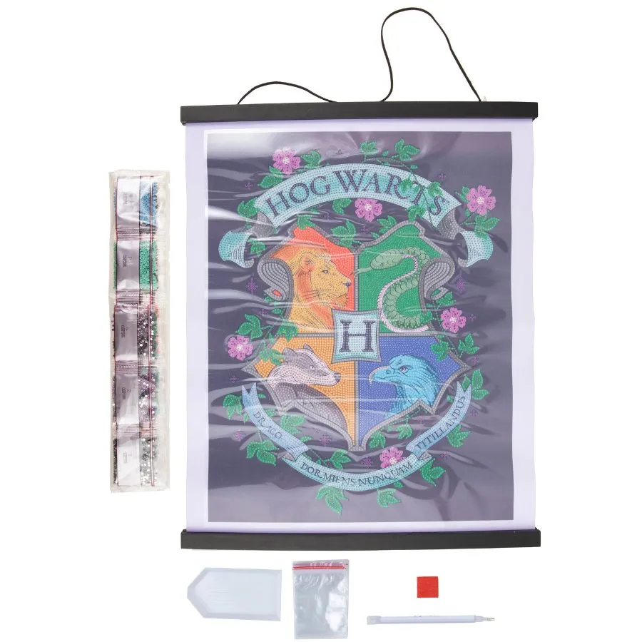 Craft Buddy Crystal Art Harry Potter Hogwarts Crest scroll 40x50cm