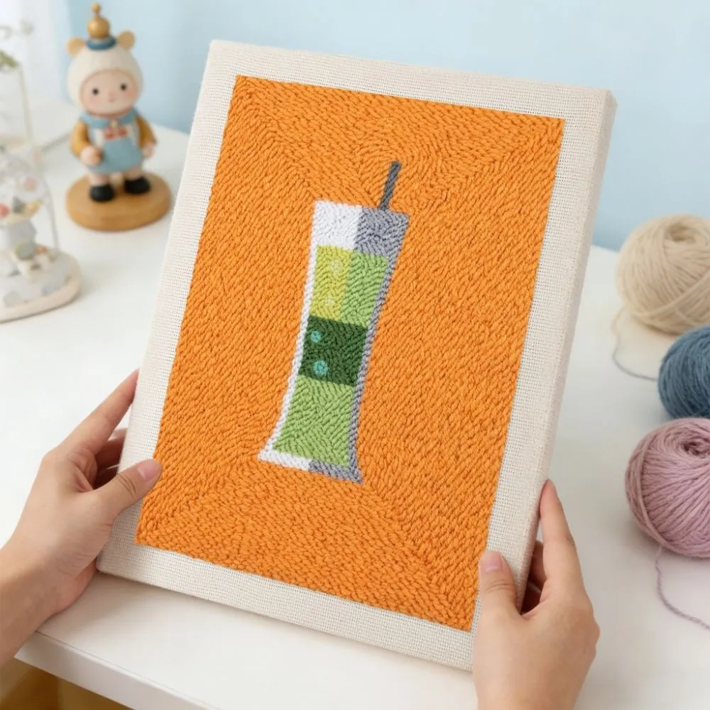 Figured'Art Cocktails 1 punch needle pakket met frame 20x30cm