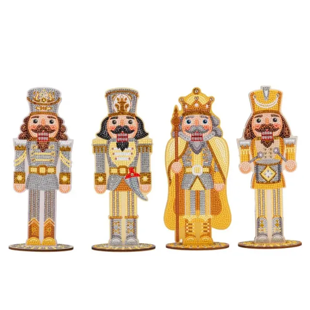 Craft Buddy Crystal Art Gold and Silver notenkrakers set van 4