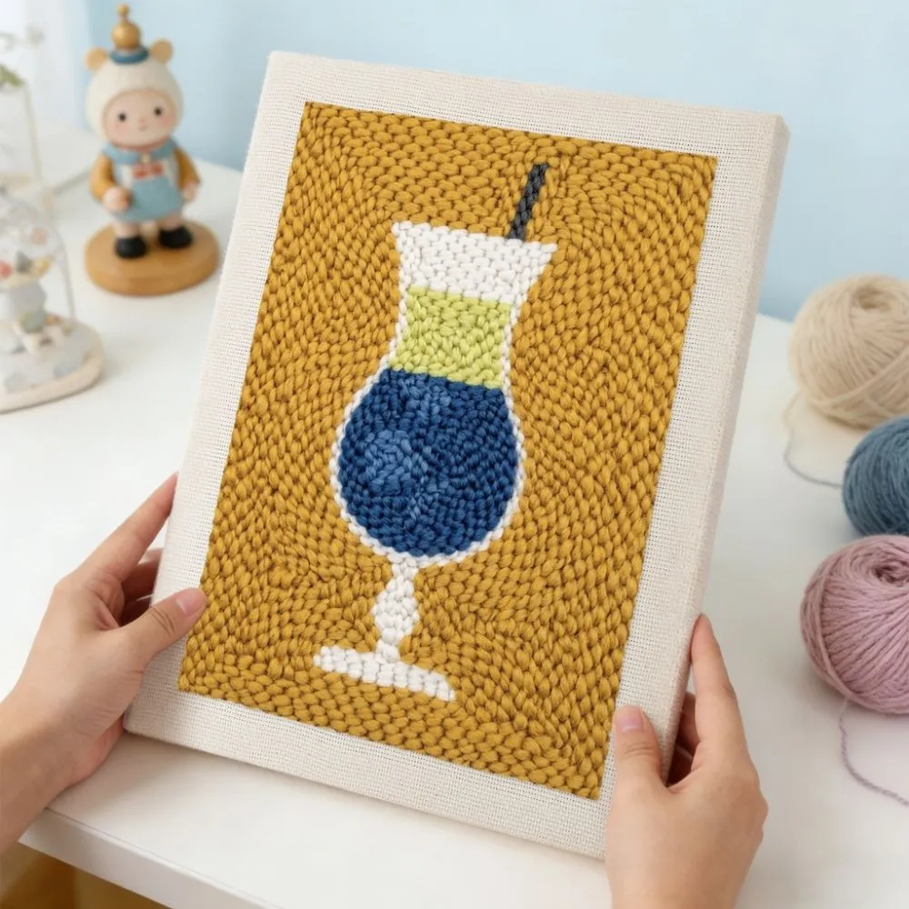 Figured'Art Cocktails 2 punch needle pakket met frame 20x30cm