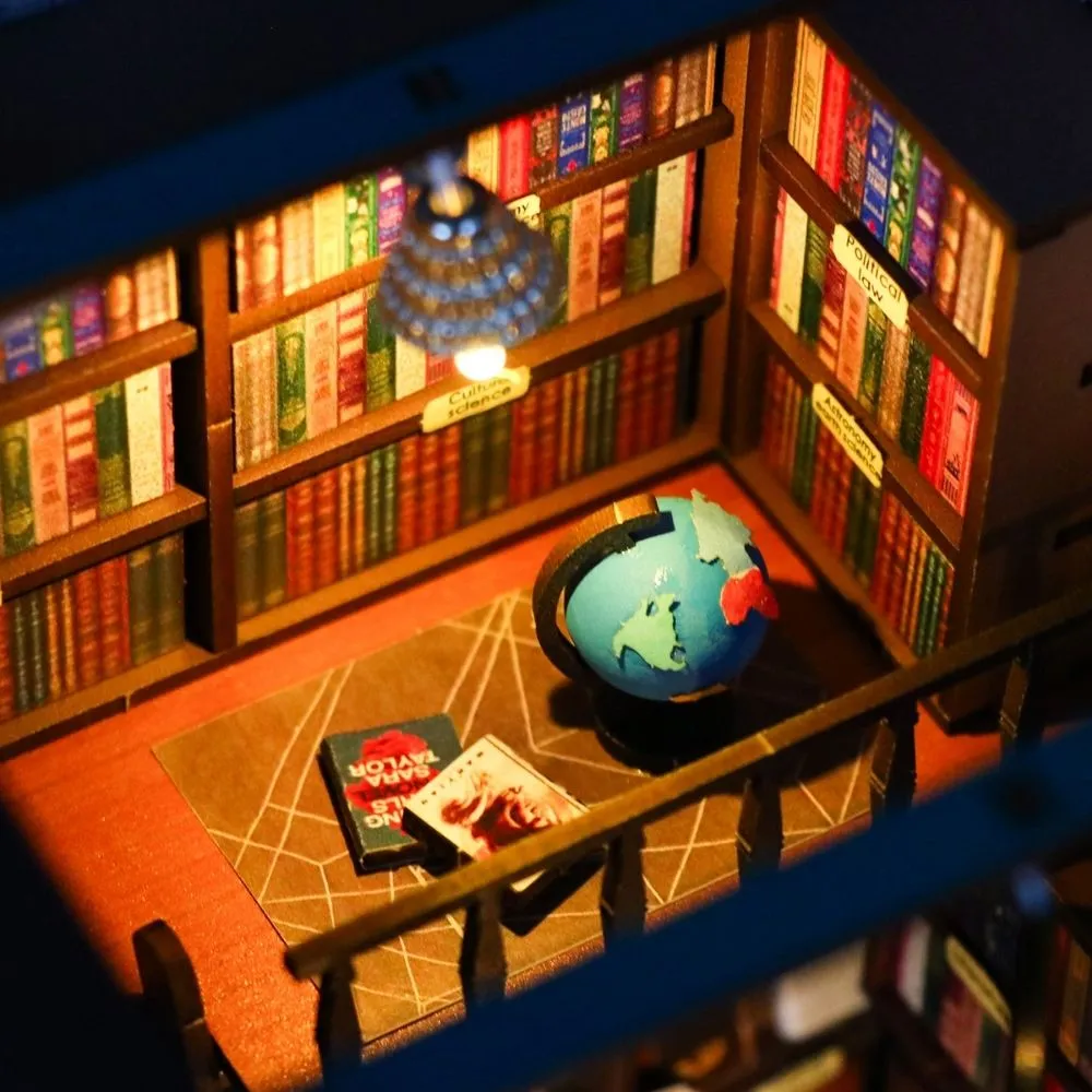 Figured'Art Boekhandel van de Ziel book nook 21 cm