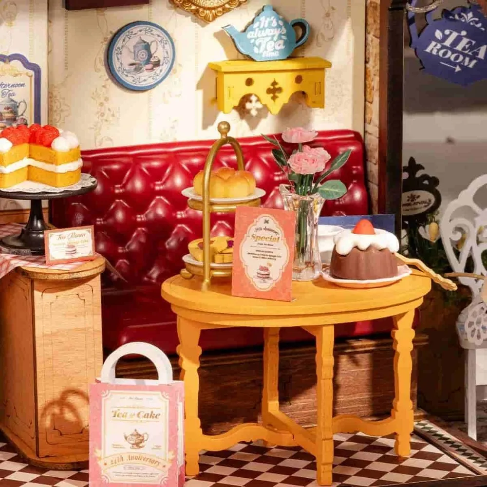 Figured'Art Theekamer Vrije Tijd miniatuurhuis 24cm 304 delen