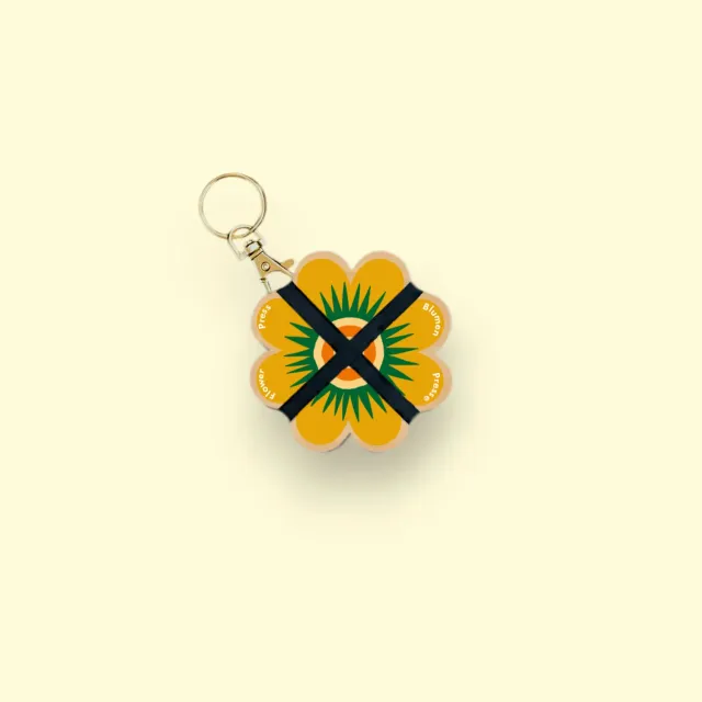 Studio Wald Keyring Flower Press Yellow 01 bloemenpers mini geel