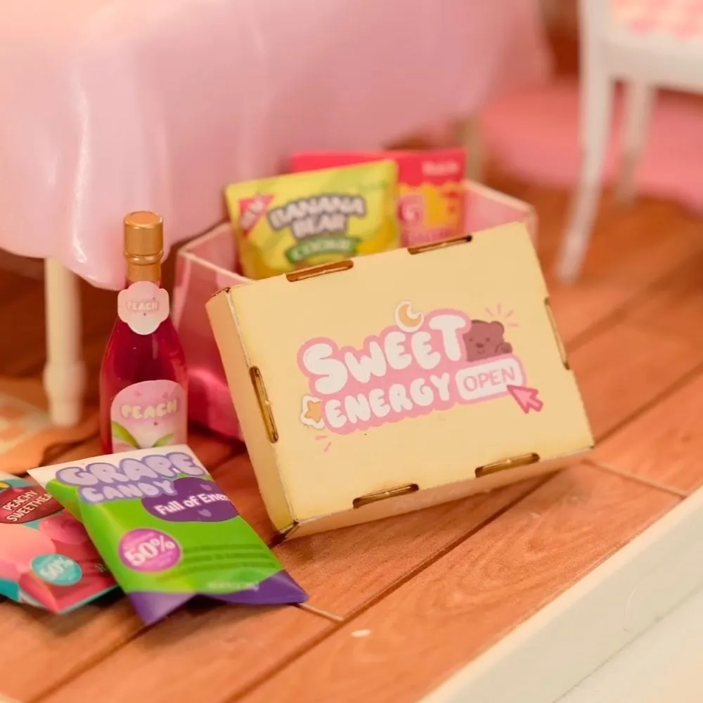 Figured'Art Lieve roze slaapkamer miniatuurhuisje 105-delig roze