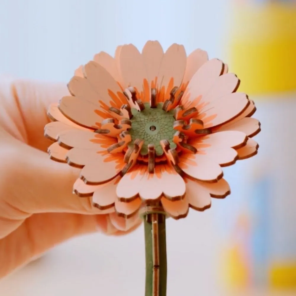 Figured'Art Lichtoranje gerbera 3D puzzel hout 105 stuks