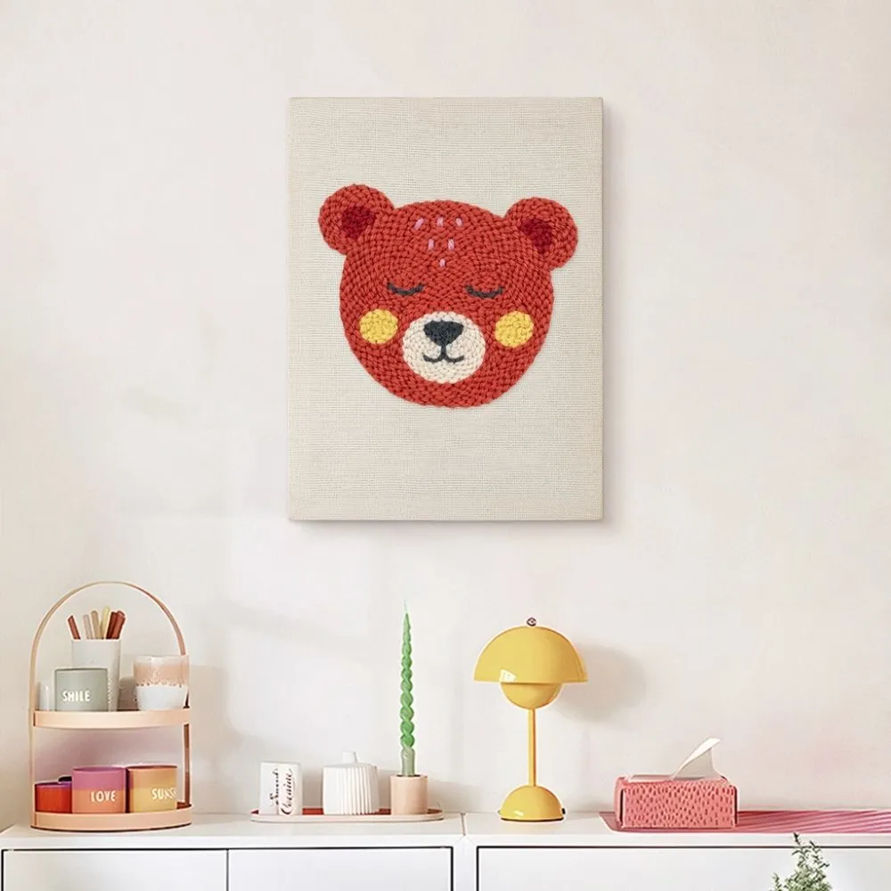 Figured'Art Knuffelbeer punch needle pakket 20x30cm met frame zacht