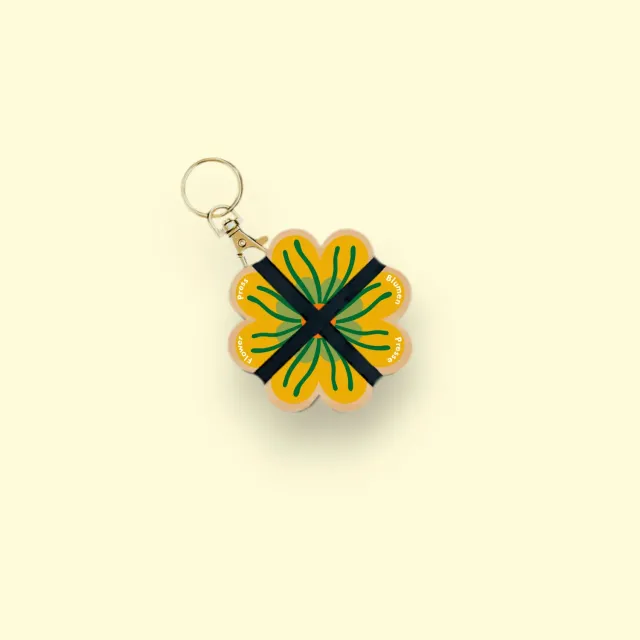 Studio Wald Keyring Flower Press Yellow 03 bloemenpers mini geel