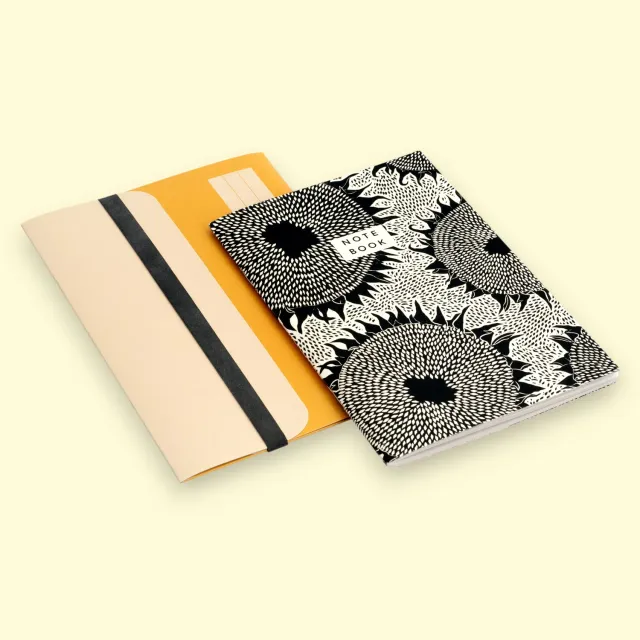 Studio Wald Sunflower Black A5 notitieboek met map blanco