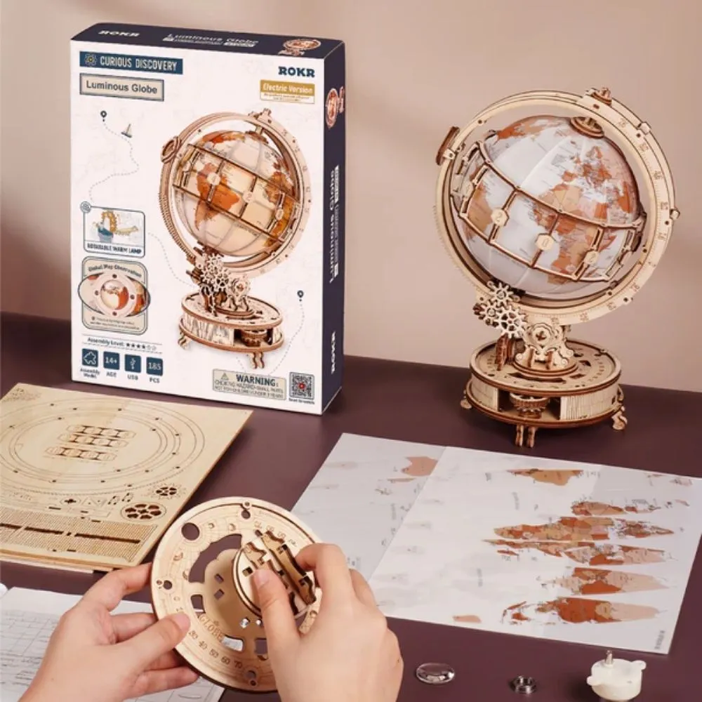 Figured'Art Lichtgevende Wereldbol 1 3D puzzel 185 stukjes met LED