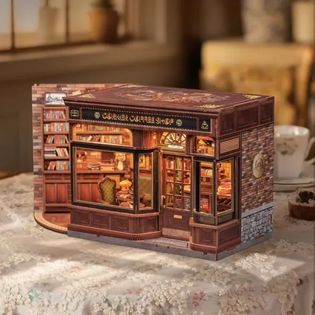 Figured'Art Miniatuurhuisje Hoekcafé bouwpakket met licht