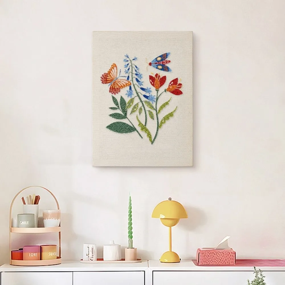 Figured'Art Bloeiende Vlinder punch needle pakket 20x30 cm