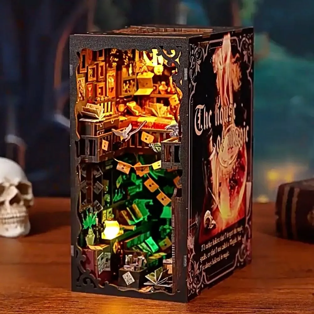 Figured'Art Magische Grot book nook 18x11x23 cm led