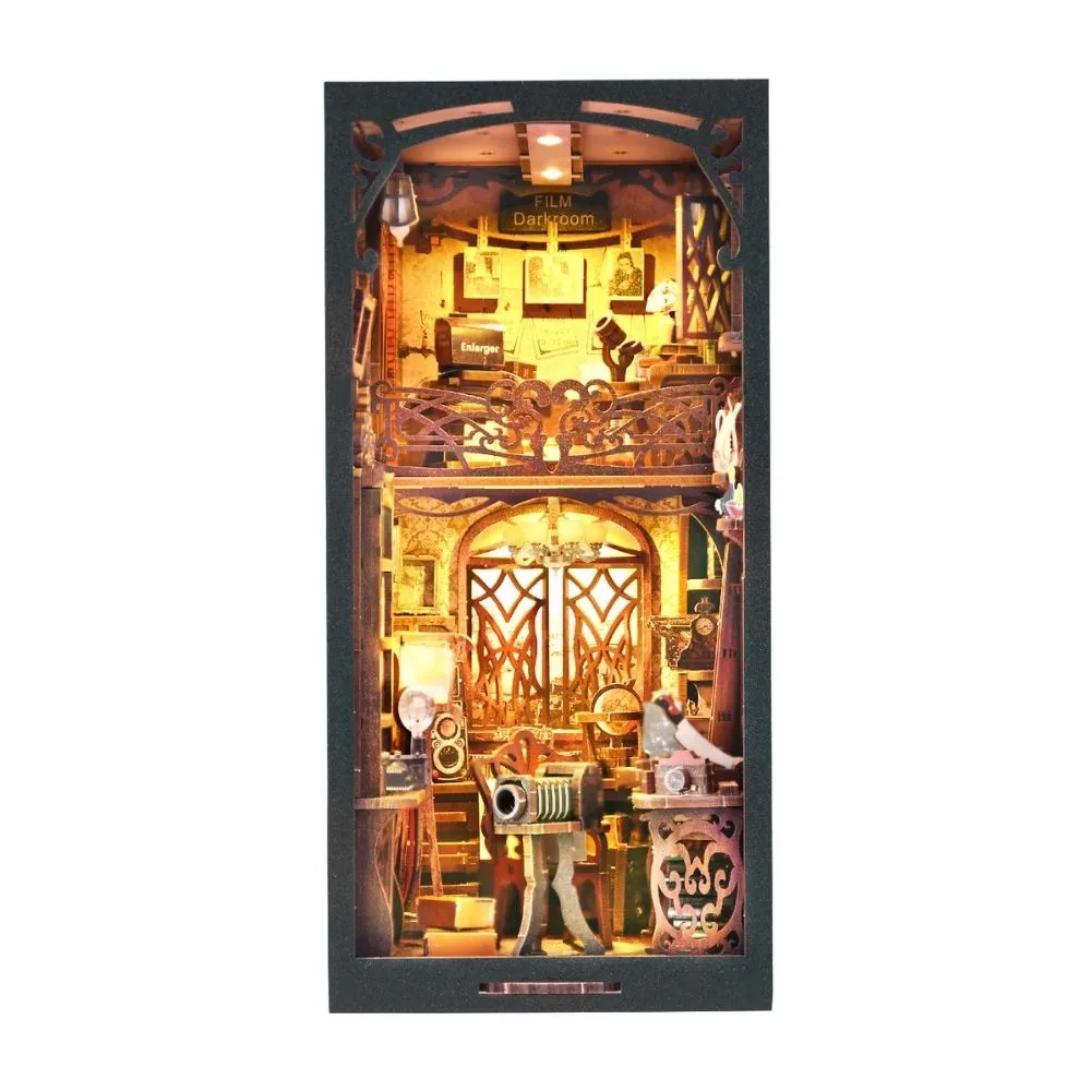 Figured'Art Donkere Kamer book nook 18x11x23cm miniatuur