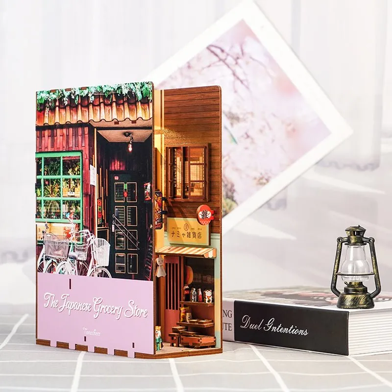 Figured'Art Japanse Kruidenierwinkel book nook 134-delig hout