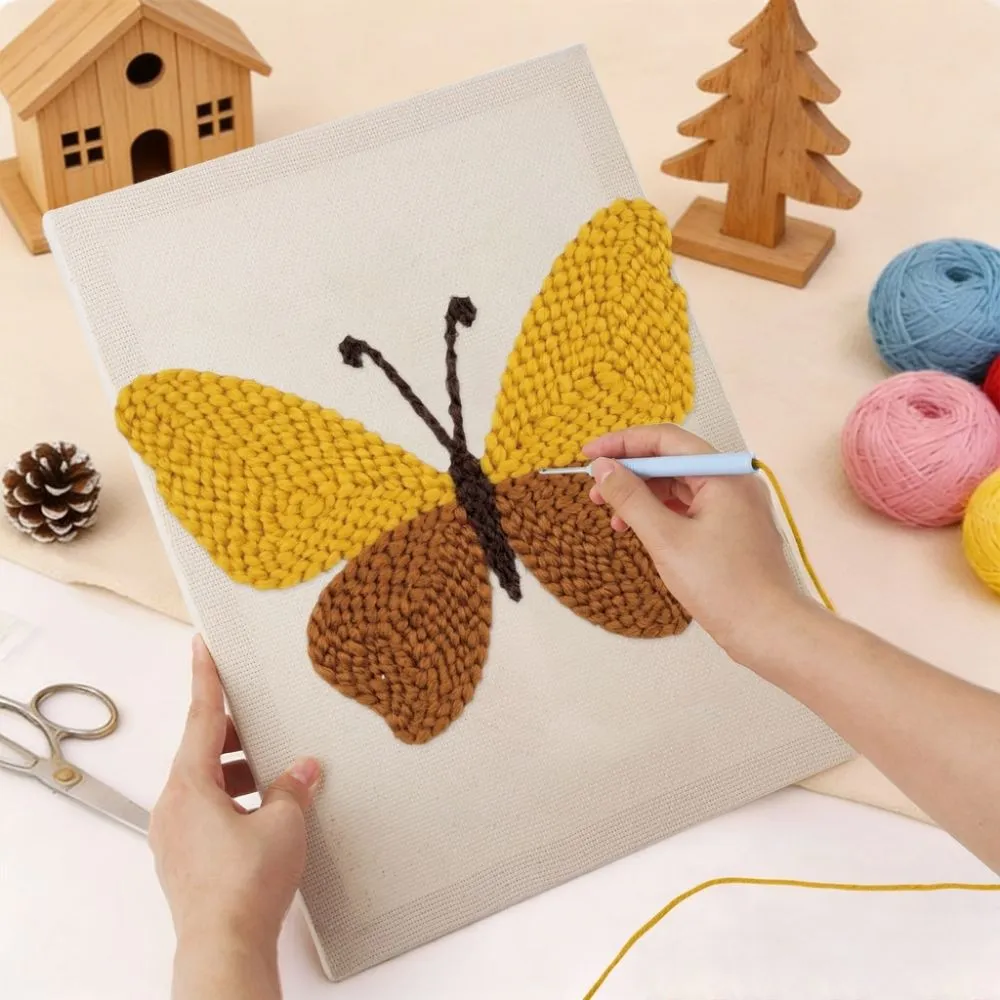 Figured'Art Gouden Vlinder punch needle pakket 30x40 cm