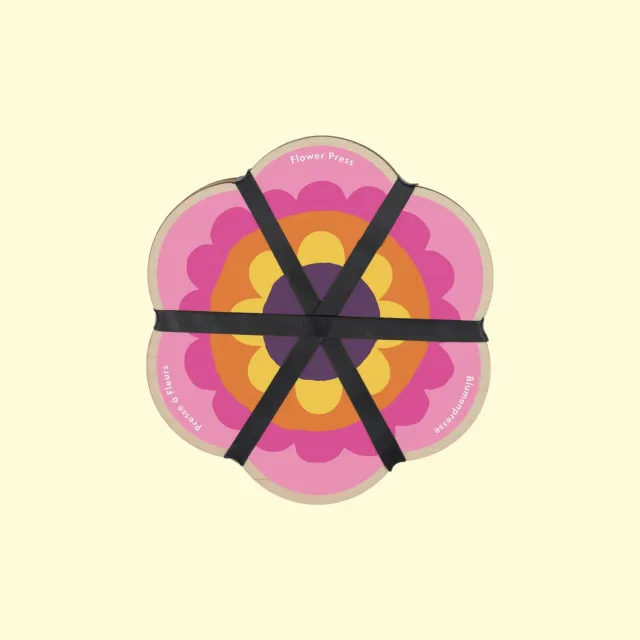 Studio Wald Flower Shaped Press Pinks Yellows bloemenpers rond 15cm
