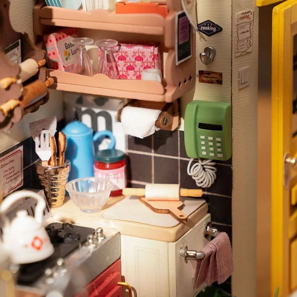 Figured'Art Gezellige Keuken miniatuurhuisje hout 1:18