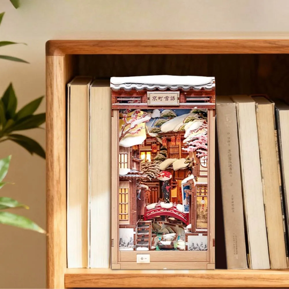 Figured'Art Sneeuwgefluister Kyoto book nook 19,5 cm led